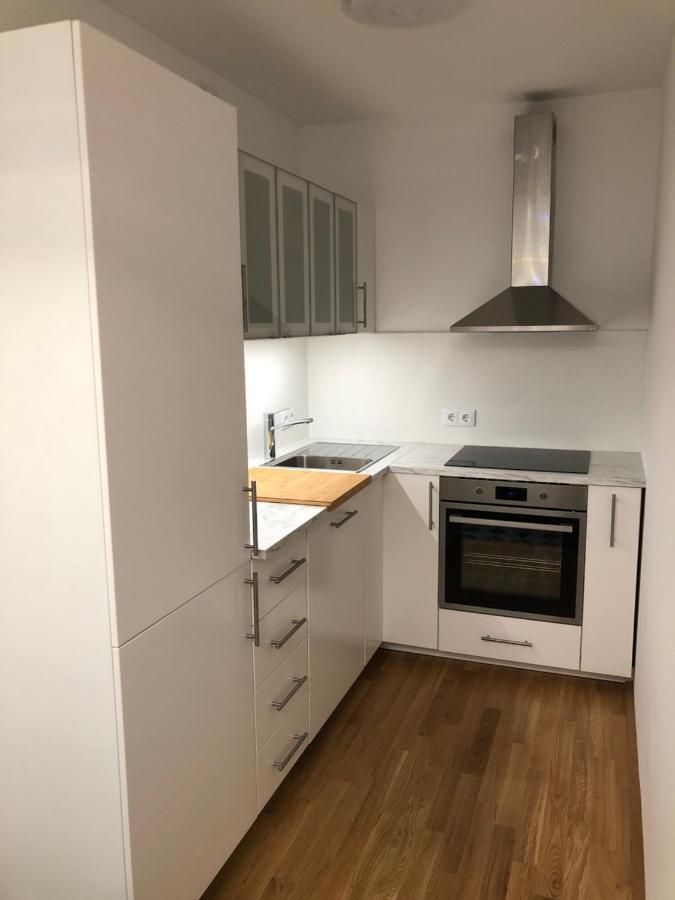Neubau Wohnung Stadlau Вена Экстерьер фото